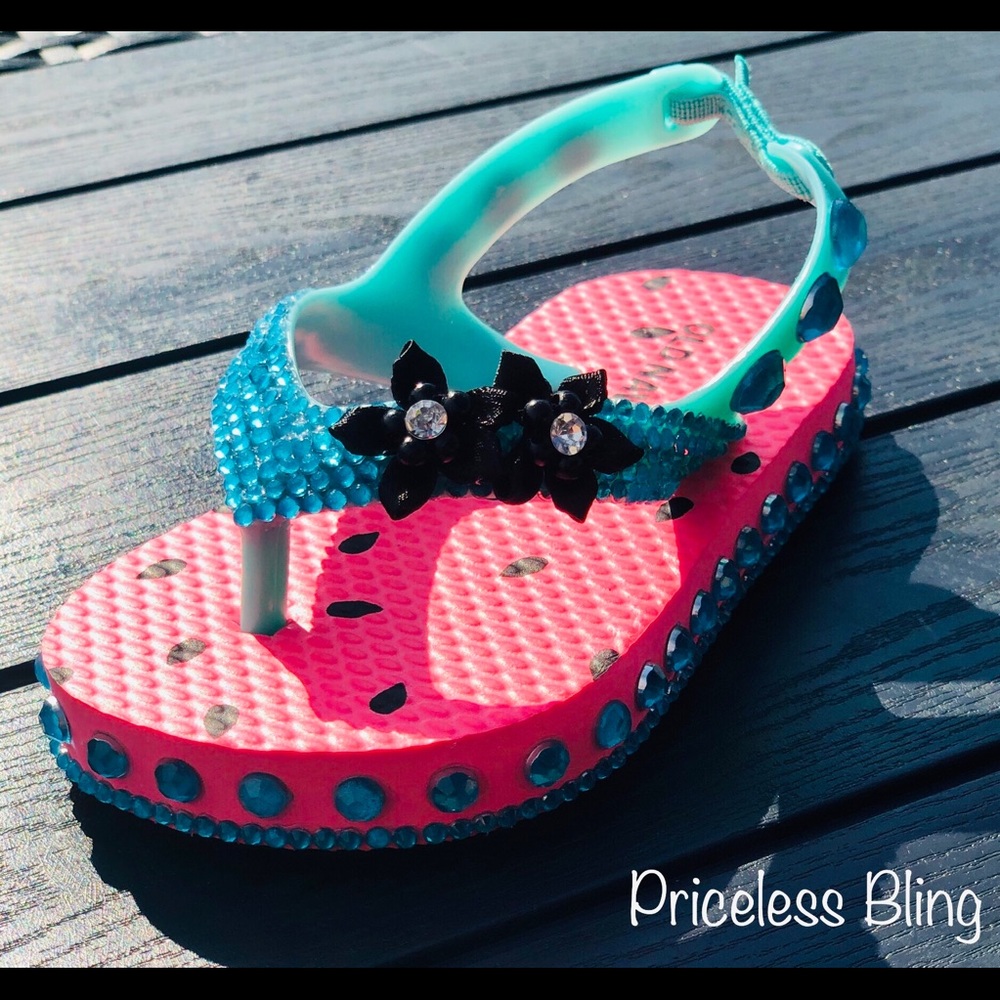 Rhinestone Embellished Toddler Flip Flops 🍉